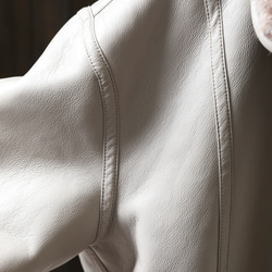 受作｜リバーシブル レザー&ファー ジャケット レディース 2WAYショート 防寒 大人カジュアル  冬 アウター 12枚目の画像