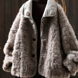 受作｜リバーシブル レザー&ファー ジャケット レディース 2WAYショート 防寒 大人カジュアル  冬 アウター 2枚目の画像