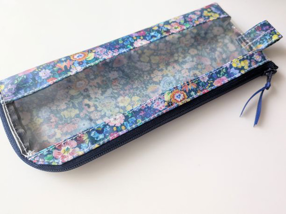 ペンケース　歯ブラシケース　L字ファスナー　クリアポーチ　クラシックガーデン　リバティ　ラミネート　♡定番柄の見事な饗宴 5枚目の画像