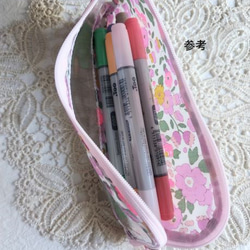 ペンケース　歯ブラシケース　L字ファスナー　クリアポーチ　クラシックガーデン　リバティ　ラミネート　♡定番柄の見事な饗宴 8枚目の画像