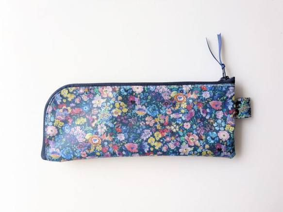 ペンケース　歯ブラシケース　L字ファスナー　クリアポーチ　クラシックガーデン　リバティ　ラミネート　♡定番柄の見事な饗宴 2枚目の画像