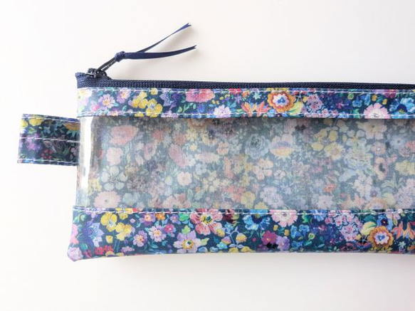 ペンケース　歯ブラシケース　L字ファスナー　クリアポーチ　クラシックガーデン　リバティ　ラミネート　♡定番柄の見事な饗宴 3枚目の画像