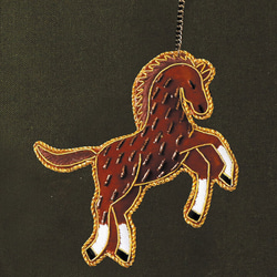 再入荷！インドより！2026年の干支！『エッフェル塔キーホルダー　キーチャーム 　バッグチャーム』～馬　ホース　1個～ 5枚目の画像