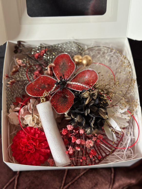【豪華】ディップアート　簪　キラキラ　髪飾り　成人式　卒業式  赤　黒　ゴールド　白　水引　タッセル　チュール 8枚目の画像