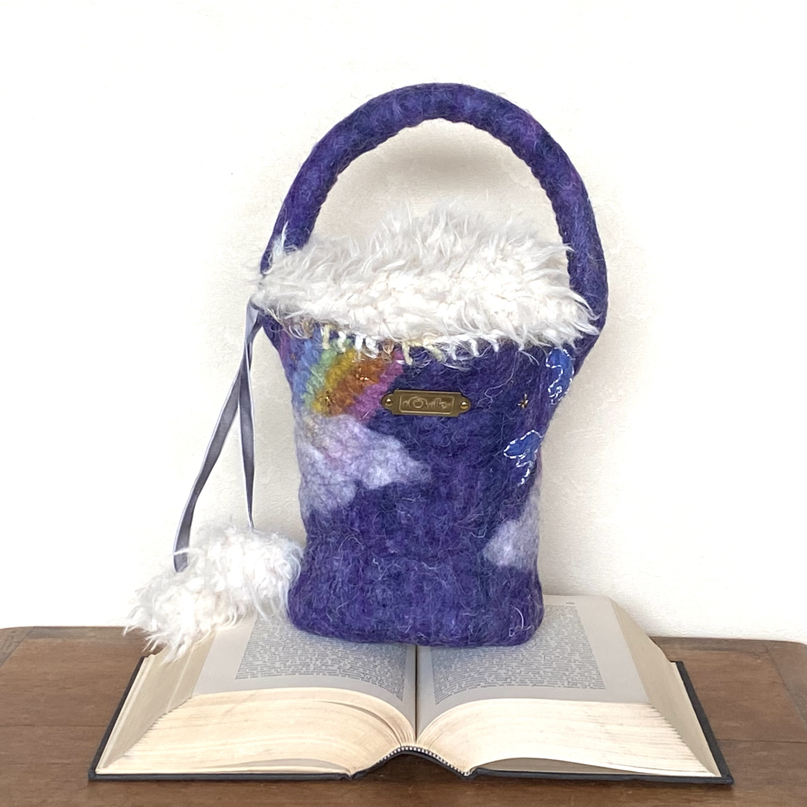 フェルトバッグ　虹【BAKETU型】