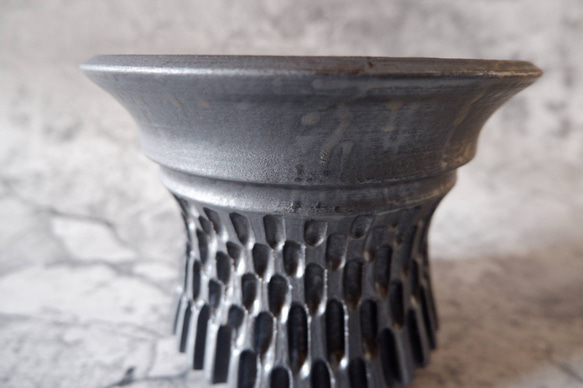 6号鉄砂黒鉢316　塊根植物　多肉植物　アガベ　盆栽　植木鉢　作家鉢　鉢皿　沖縄 2枚目の画像