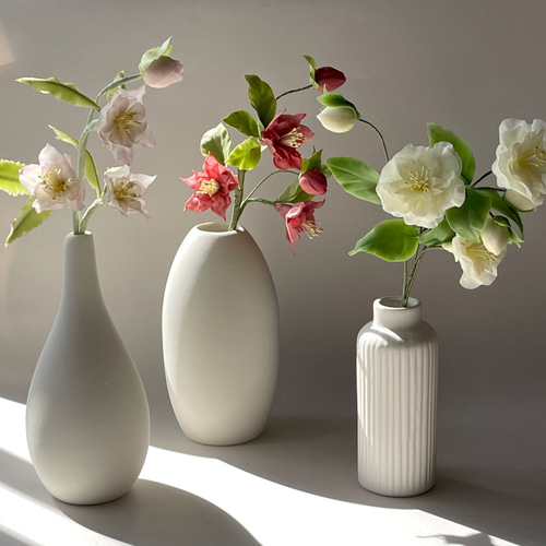 やさしく透ける粘土のクリスマスローズ（レッド） アートフラワー