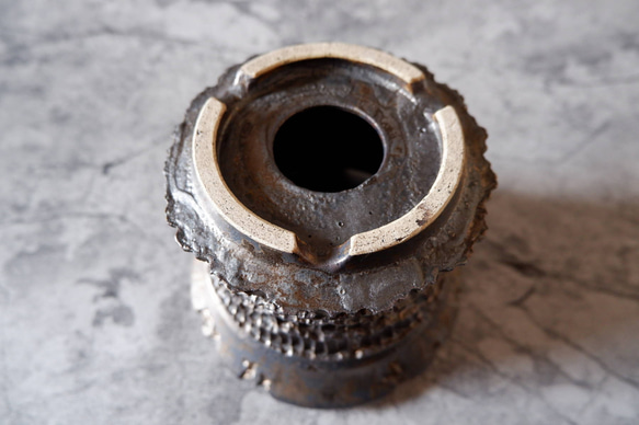 6号燻し金彩鉢318　塊根植物　多肉植物　アガベ　盆栽　植木鉢　作家鉢　鉢皿　沖縄 6枚目の画像