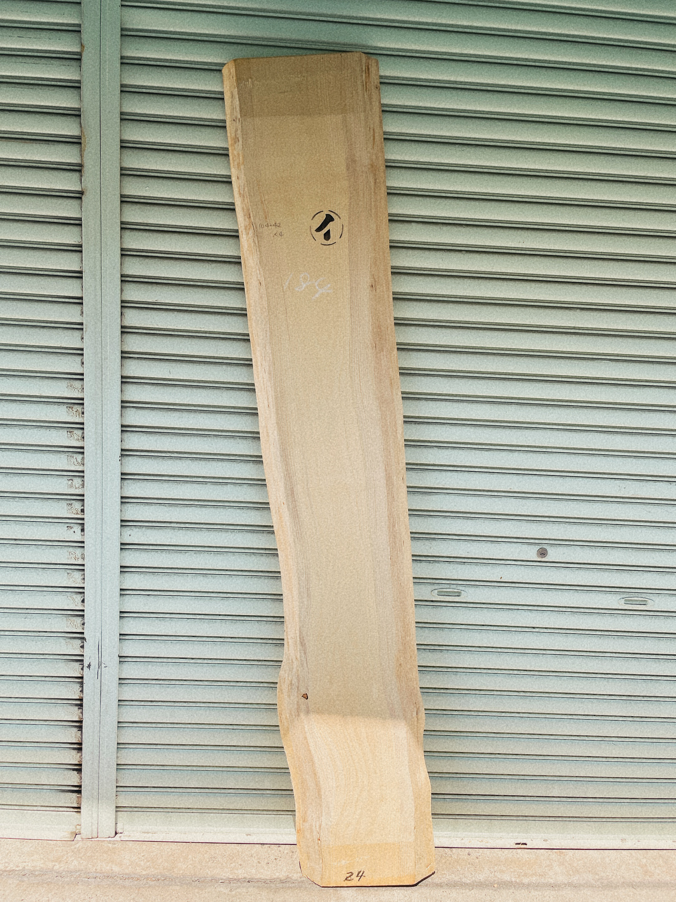 天然　一枚板　松　材木　天板　無垢板木材　カウンターテーブル 18,000円