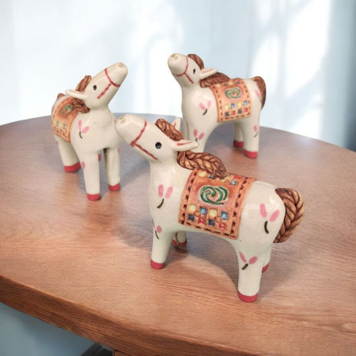 彩り鞍の白馬』 干支 午 2026 陶器 その他置物 irohagama 通販