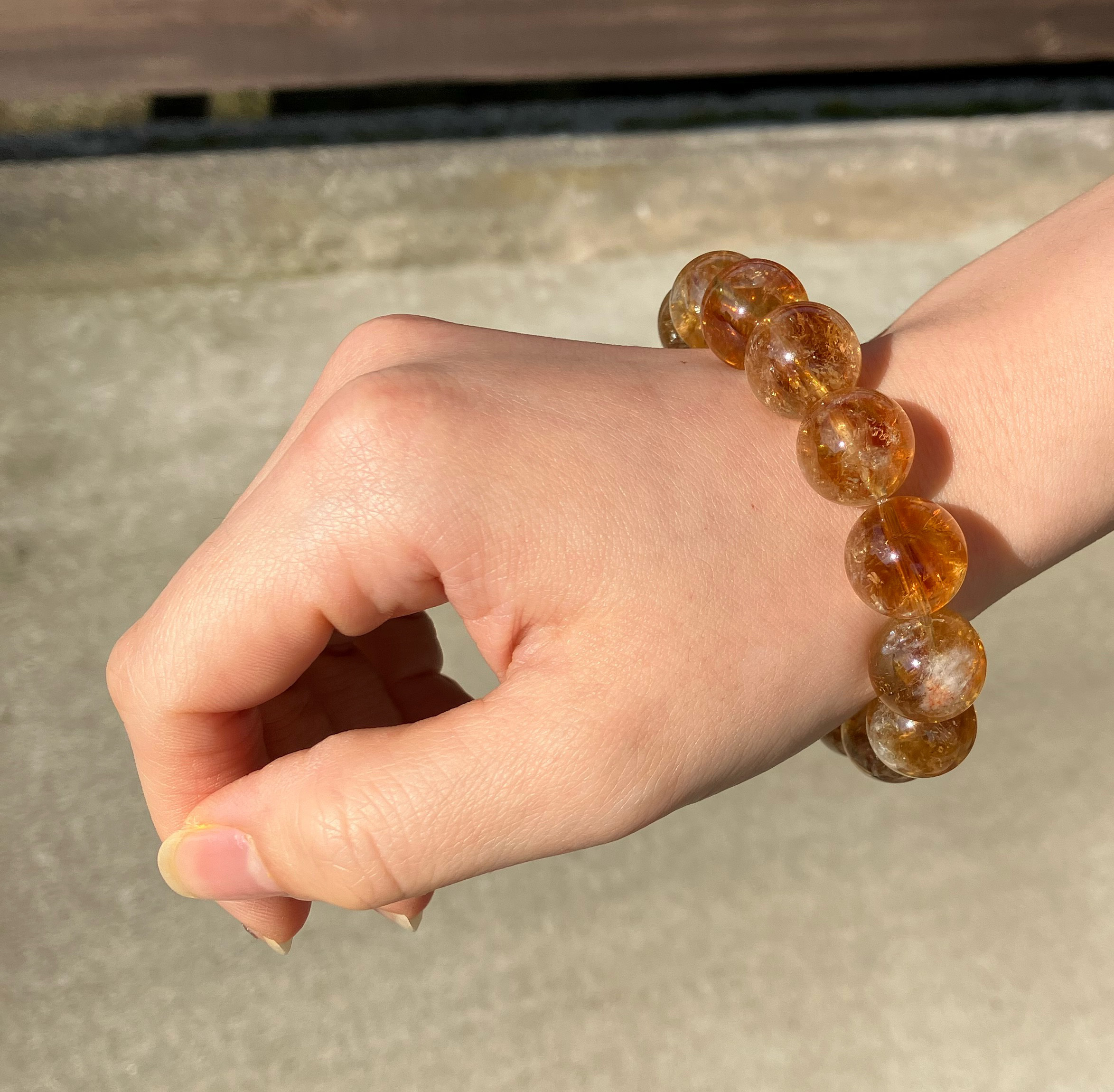 ☀️ミルキーシトリン（黄水晶）  ― 幸運と豊かさを運ぶ、太陽のようなやさしい輝き ―