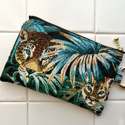 フランス生地のカラビナ付きポーチ SAFECO社ジャガード トラ柄 ヒョウ柄 アニマル コインケース ミニ財布 小物入れ 2枚目の画像