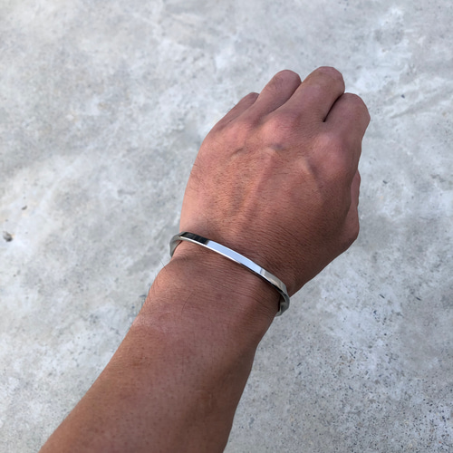 titanium bangle rock twist 純チタン製バングル ブレスレット