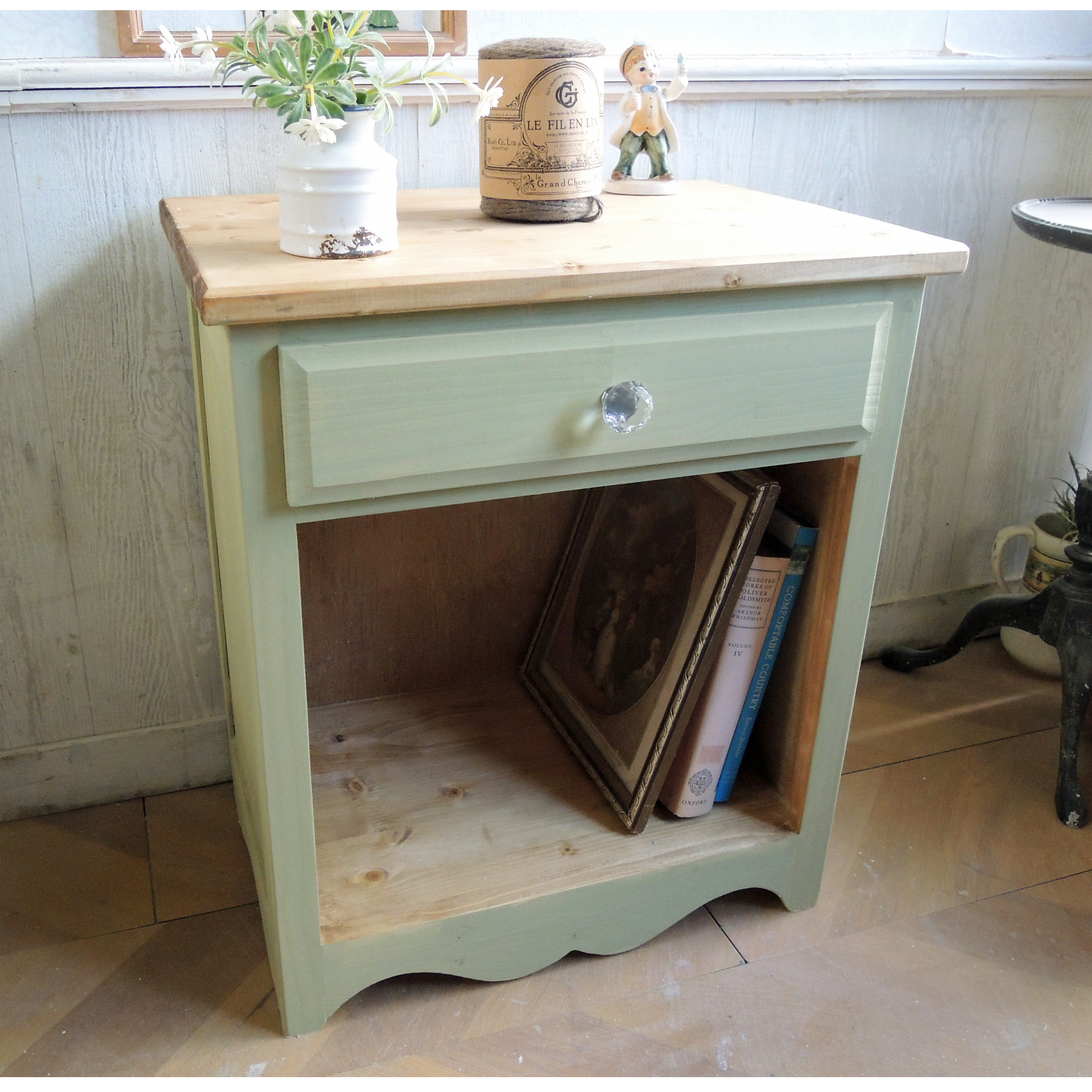 ナイトテーブル２＊本棚＊マガジンラック