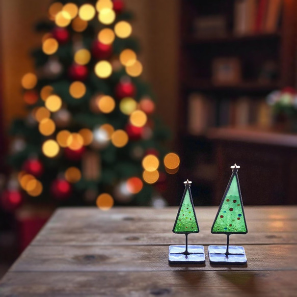 ツリーのミニオブジェ 置物 ステンドグラス クリスマス X'mas サンタクロース 1枚目の画像