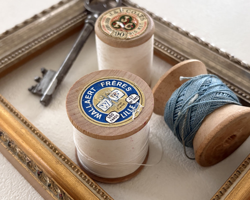 フランスアンティーク WF（ワレール・フレール）社 木製 糸巻き