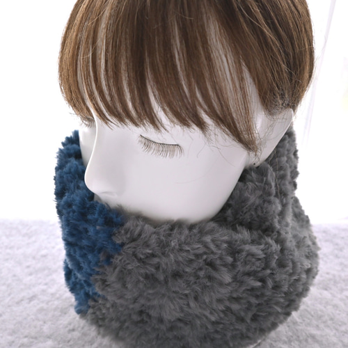 ミックス ファー＊クロス ネックウォーマー《ダークグレー×ネイビー