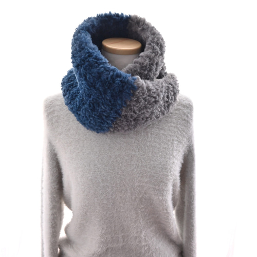 ミックス ファー＊クロス ネックウォーマー《ダークグレー×ネイビー