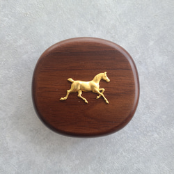 ギフト対応・手のひらサイズ】馬モチーフの小さなジュエリーボックス
