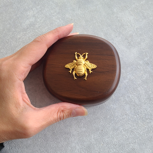 馬モチーフのレッドアクセサリーケース 14c0d7ea0d90c30fb4c89b62b7a632