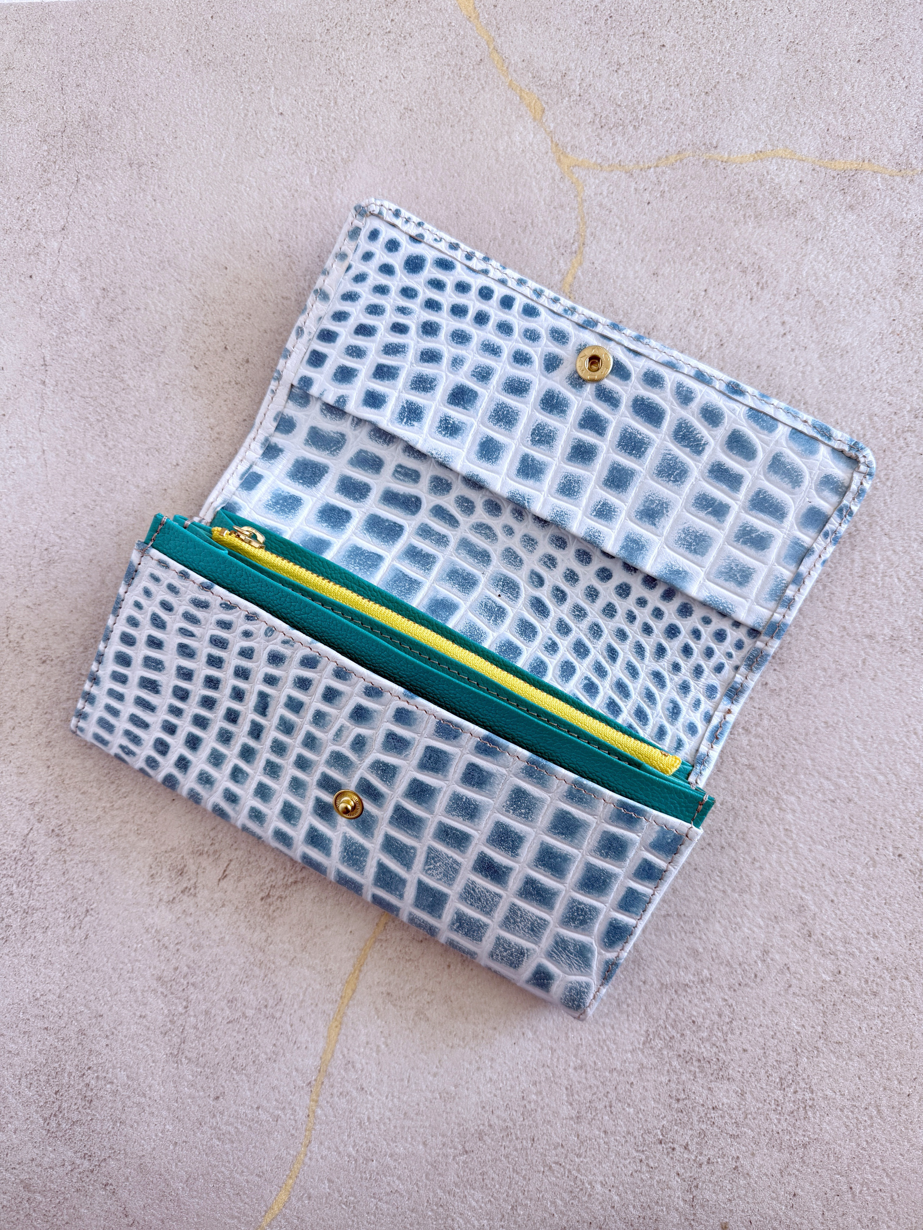 大きい 長財布 大容量 上質 レザー 革 クロコダイル 水色 ホワイト ブルー