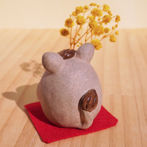 陶器]たまご型馬さんの置物[午年 お正月 干支 ] その他置物