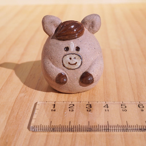 陶器]たまご型馬さんの置物[午年 お正月 干支 ] その他置物