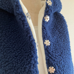 ボア×フリース　フードベスト　ブルーネイビー×オフ 6枚目の画像