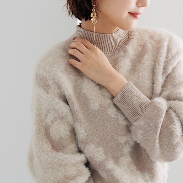 AW新作】ふわっふわな手触りでやみつきに♪ シャギーニット ハイネック