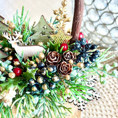 森の切り株ミニクリスマスアレンジメント （アーティフィシャル