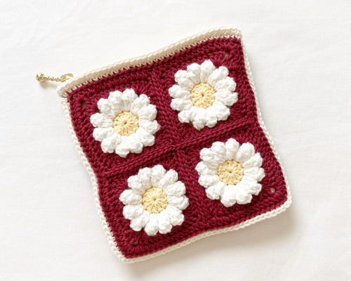 ふんわりお花のファスナーポーチ ホワイト レッド アイボリー 内布つき