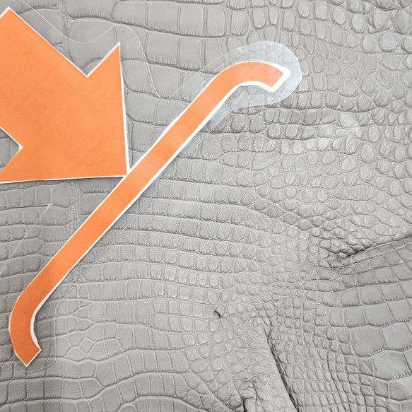 【mayumayu 様専用商品】ワニ革  半艶マット  グレージュ  No.C007002/6995 10枚目の画像