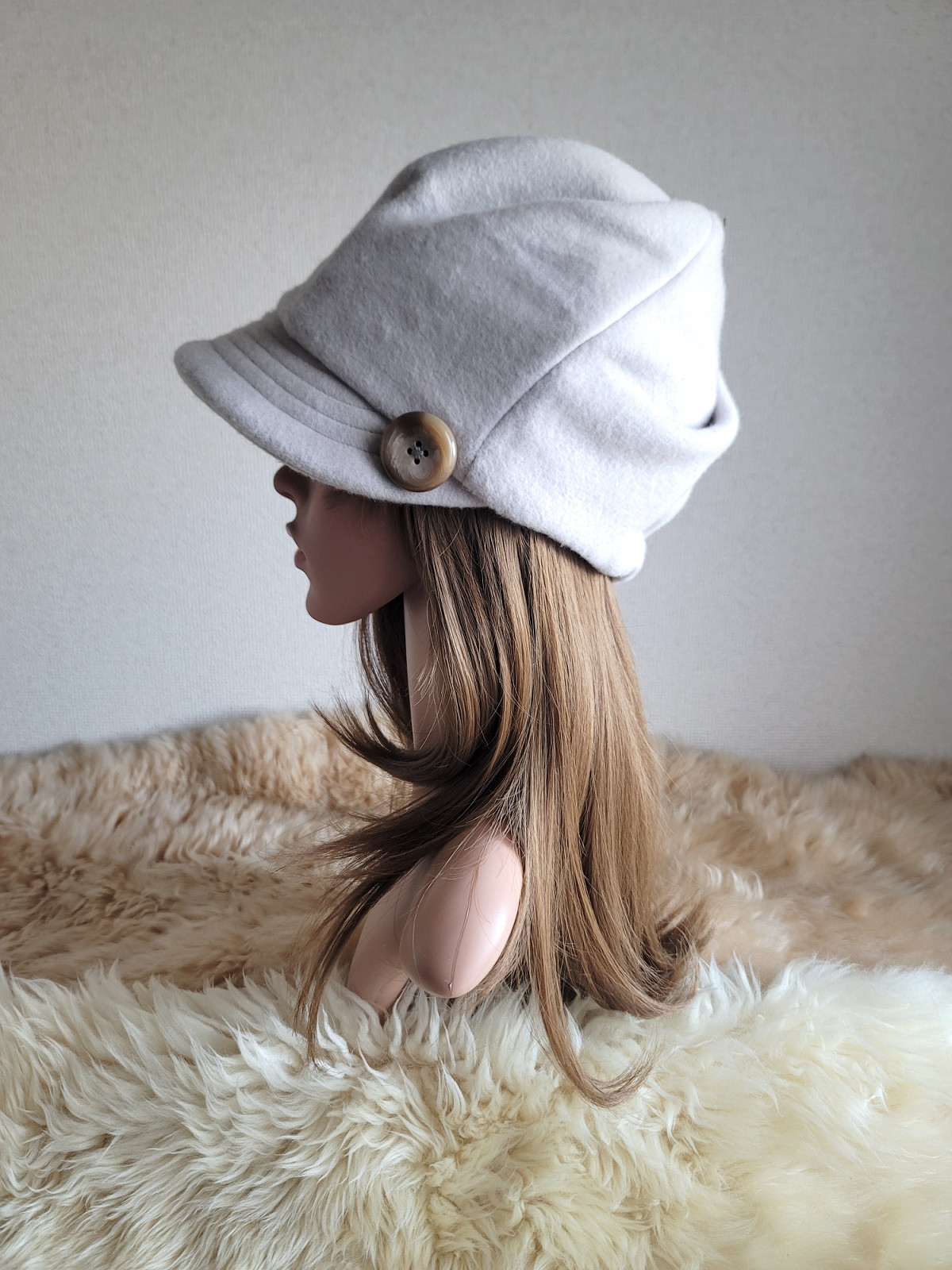 コンパクトタイプ★厚手アイスブルー系グレージュ★約60.5㎝★ツイストキャスケット