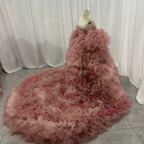 ピンク フリル リボン　チュールドレス もこもこ ピンク カラードレス リボン チュールドレス フリルオフ