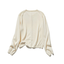 一款舒適百搭的棉麻針織開襟衫，適合全年穿著。米色。 251013-2 第7張的照片