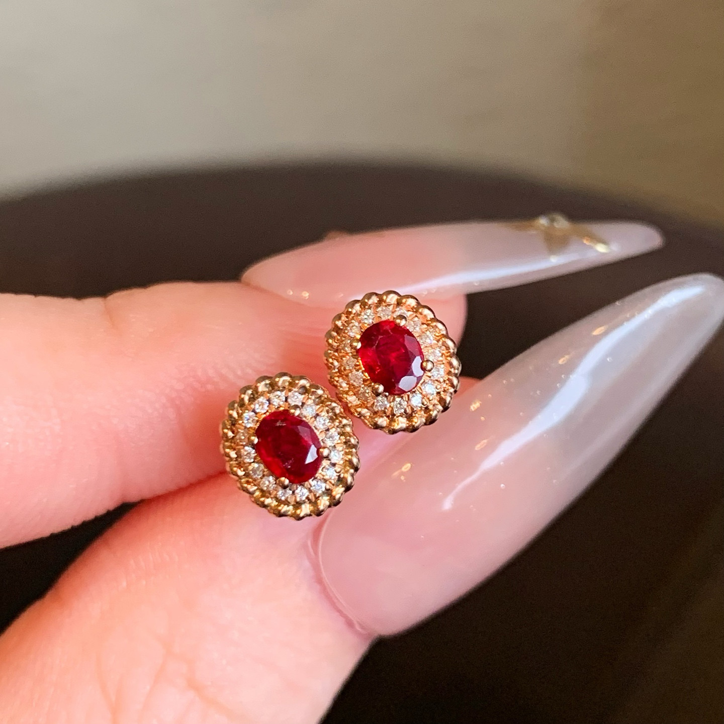 天然ダイヤモンド付きルビーピアスk18　3101