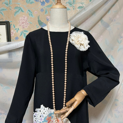 着物リメイク MLサイズ 友禅染めと駒刺繍 黒留袖ドレス＆リボンベルト