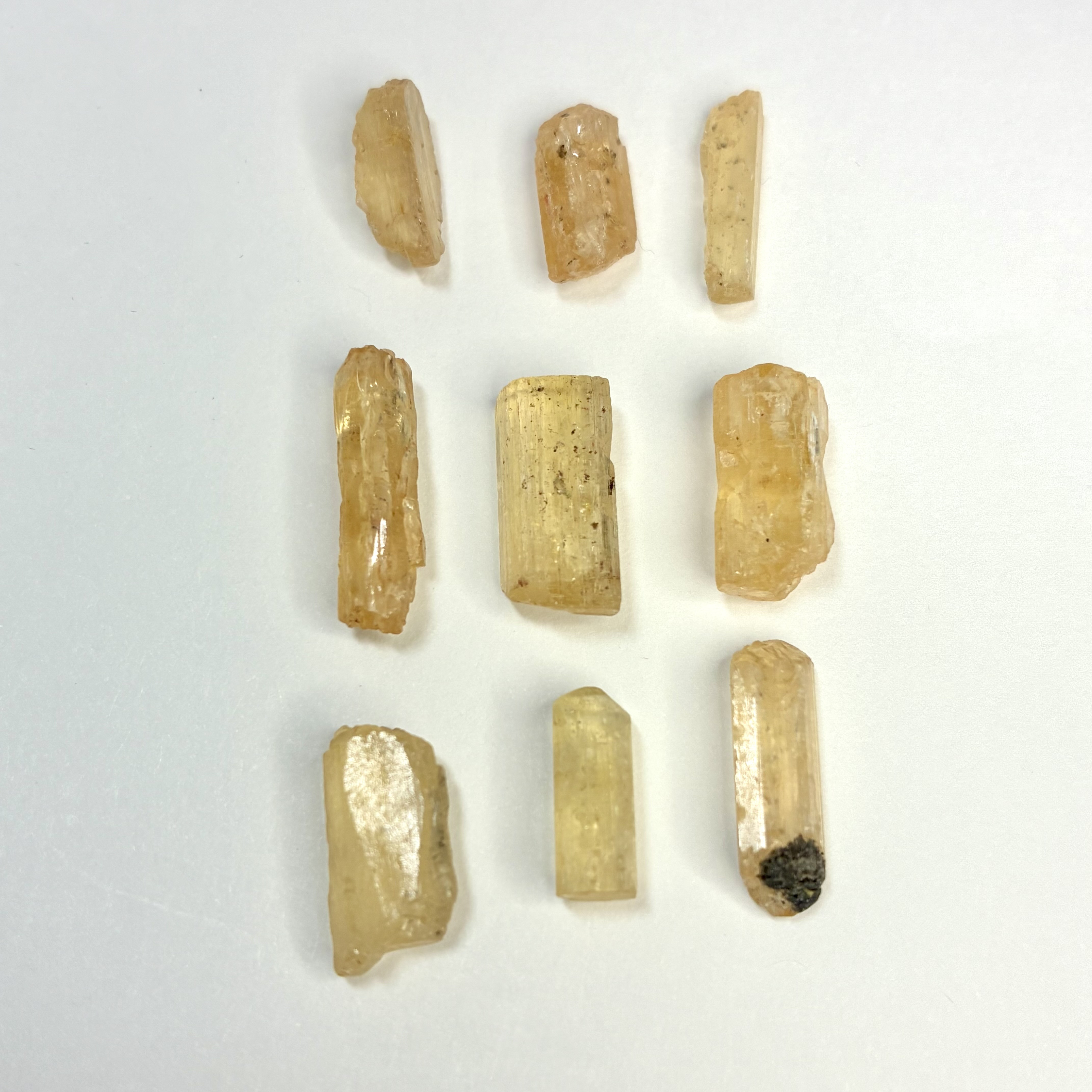 ブラジル産インペリアルトパーズ 【現物のみセット販売】 原石 鉱物 天然石 (No.1744)