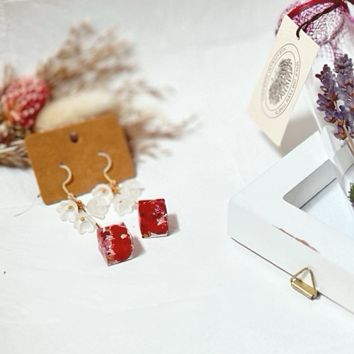 No.86✴︎アレルギー対応✴︎4つセット♡お花のビーズ1粒♡ピアス・イヤリング 楽天市場】【全種揃えたい！選べる5種のお花のピアス】 金属アレルギー