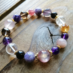 ◇新作2021◇◇マニカラン水晶レッドフラワーファントムのブレスレット