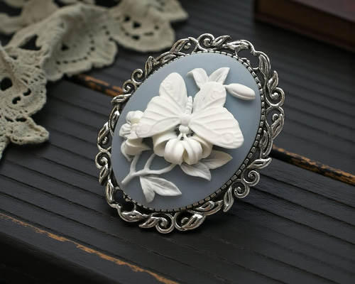 Cameo Brooch #94 カメオ ブローチ 蝶々 バタフライ ブルーグレー
