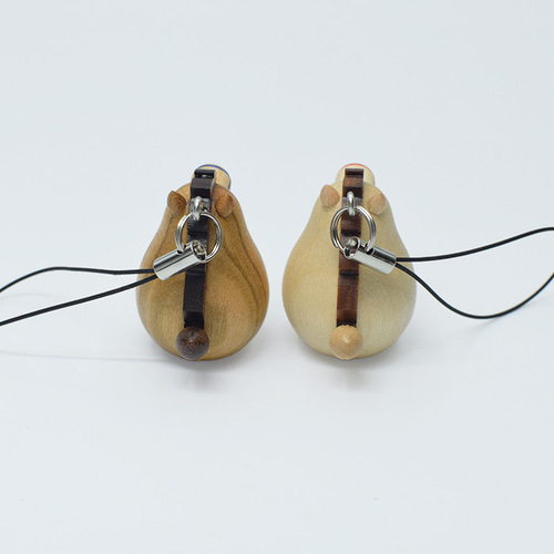 2026年 干支 午 まる~い 木製ストラップ 馬【白うま、薄茶うま】干支