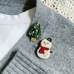 雪だるま刺繍ブローチ⭐︎冬ホリデーアクセサリー⭐︎受注制作品 9枚目の画像