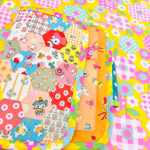 A7サイズで6穴のシール帳カバーにも 昭和レトロなアニマル 「ハニー