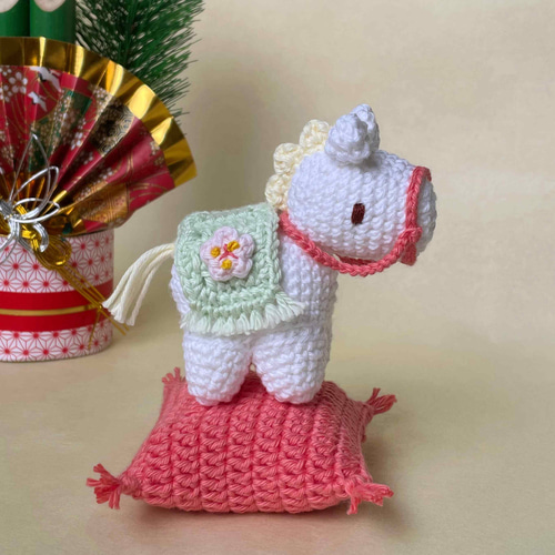 ハンドメイド　干支ぬいぐるみ　座布団付き　12体セット 楽天市場】お手玉飾り [座布団付き ぬいぐるみ 2024年 / 干支 辰