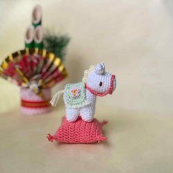 2026年干支】小さな馬の編みぐるみ・座布団付き あみぐるみ sui-sui