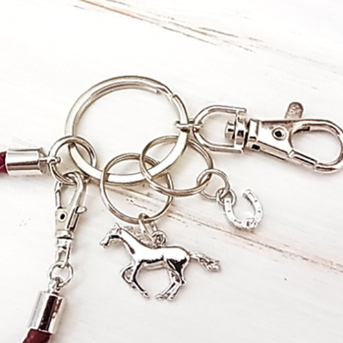 4色から選べる＊馬バックチャーム＊馬蹄チャーム付き＊干支 午年（2026