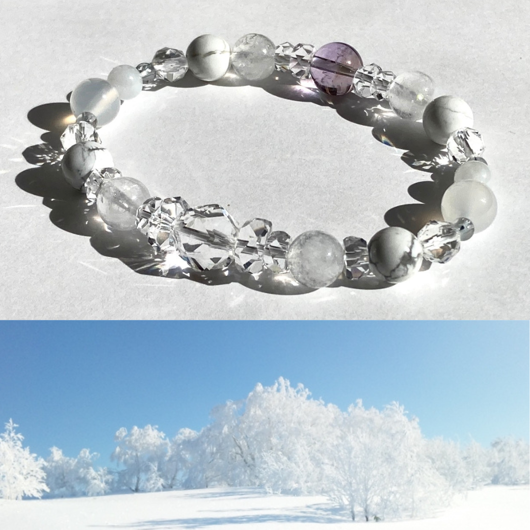 【雪幻の煌めき◆新たな歩みを〜静けさの中でこそ得られるもの】冬物　雪　冬ブレス　冬カラー　純白　白銀　雪原　粉雪　結晶