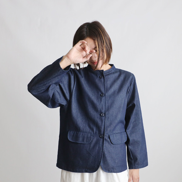 春うららＳＡＬＥ　中厚地／甘織デニム　さっと着れる ジャケット フラップ蓋ポケット　ゆったり インディゴK61