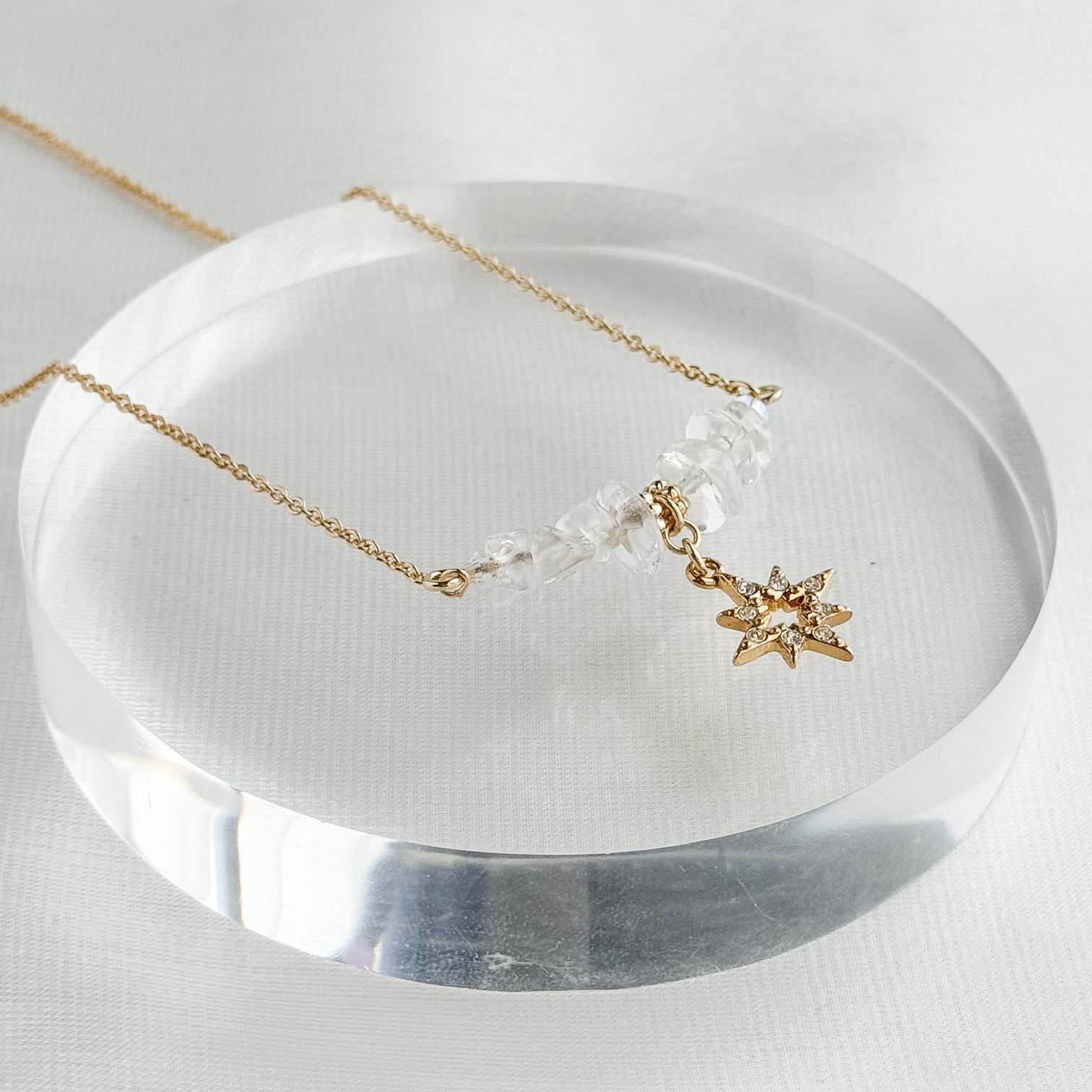 選べる 3Way ネックレス ＊ 星 or 月 クリスタル 天然石 ネックレス (ゴールド）